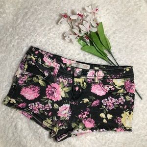 Cute summer shorts 🌸